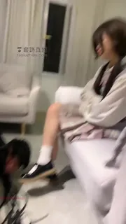 jk风格很受欢迎01 - 高清在线观看