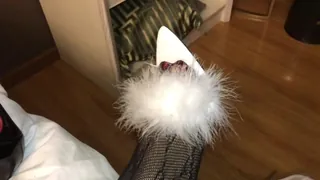 高跟黑丝渔网袜玉足诱惑 - 极具视觉冲击力的猫咪av站内容