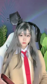 cosplay美女黑丝玉足诱惑 手机浏览器流畅观看预览