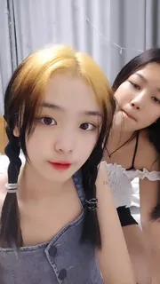 18岁就开始玩群P了，以后现在粉的不行，以后估计烂的早 - 实时更新的高清猫咪av站资源