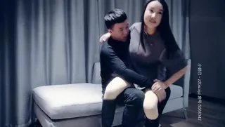 高级尤物甜美外围女神，性格开朗 床上能体现出她的体质有多好，叫床是个很大的亮点 优质原创视频在线直达