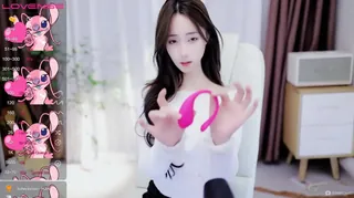 #Stripcha 平台  #Aricia 裸播福利 手机浏览器流畅观看预览