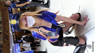 91视频官方收录：#精选 漫展COS美女拍摄 高颜值/大长腿/黑丝/泳衣/兔女郎/漫展/COS cosplay_警官