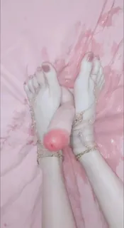 粉红小玉足正在练习足交 最新更新资源合集