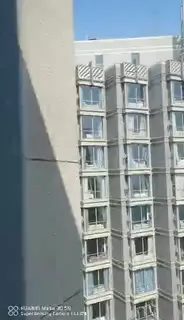 【猫咪av站】发现对面家女生在自慰 现场高清截图