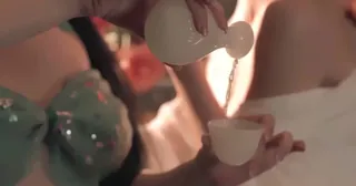 91社区热议作品：#国产 #国产福利 #超高清 #写真 【秋和柯基】青白蛇 双人写真 实拍