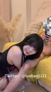 小骚货跪舔我大鸡巴 最新更新资源合集