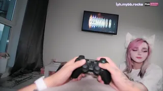 玩着游戏母狗直接帮我口 - 实时更新的高清猫咪av站资源