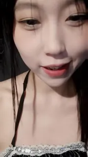 漂亮学妹美乳自慰 - 高清在线观看