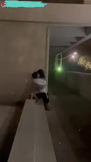 偷拍路边小情侣 - 高清在线观看