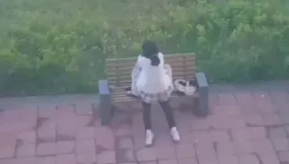 查看 大学生封在校园里，没有办法开房啊 的详细介绍与播放