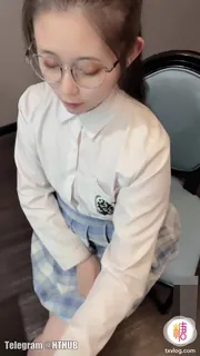 对着镜子口爆后入JK妹妹 - 极具视觉冲击力的猫咪av站内容