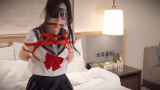 cosplay     m1  穿着校服被绑 - 极具视觉冲击力的猫咪av站内容