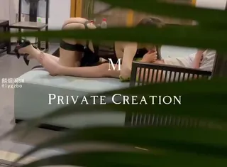 【猫咪av站】MCreation _躲起来偷拍 现场高清截图