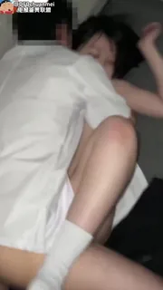 91视频官方收录：校花被下迷药了 无力反抗