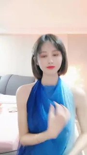 正在播放：#快手 #爱跳舞的猫猫 赞助18v_听说生气时看蓝色物品会改善 (猫咪av站频道)