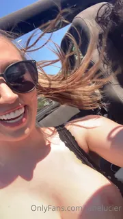 两母狗户外露出 完整无删减版在线看