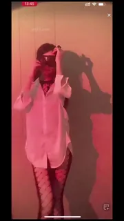 #抖音 洛洛传媒 身材确实不错_霓虹感觉 - 高清在线观看