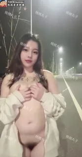 美乳骚逼马路露出 - 极具视觉冲击力的猫咪av站内容