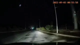 9月3日凌晨，衡阳耒阳107往高铁站方向偶遇险情：一初中女孩晚上坐上陌生人摩托车被带到高铁站那条黑马路 - 高清在线观看