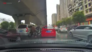 精神小伙是真的狠 - 极具视觉冲击力的猫咪av站内容