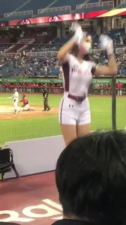 猫咪av站题材必看：#台妹 棒球⚾️ 拉拉队 封面图