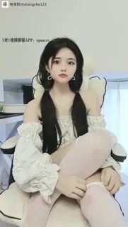 【猫咪av站】清纯白色可爱型 现场高清截图