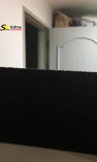 租给一个美女房客，每天都止不住去偷看她...这次居然可以看到他洗完澡后裸体的样子，贼爽的 最新更新资源合集