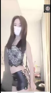 猫咪av站高分作品推荐：#抖音 #碎觉觉 视频会议整活_美人儿