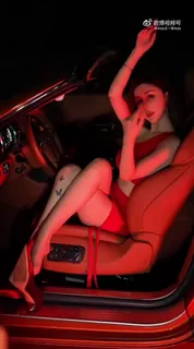 猫咪av站题材必看：听声音就能让你射的女人 f大奶 多汁的大馒头 骚中极品 个人精典诱惑自慰1 封面图