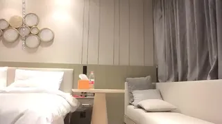 正在播放：约了个极品颜值大耳环美女 (猫咪av站频道)