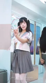 查看 骚货JK妹妹 的详细介绍与播放