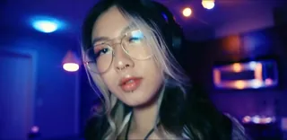 91视频推荐：#高清 玩游戏输了就要付出代价咯～把你的骚穴奉上！ 手机在线播放