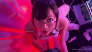 口爆眼镜小骚货 - 高清在线观看