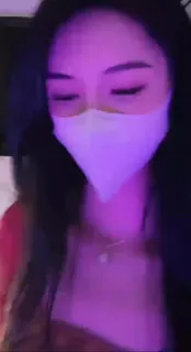 91社区热议作品：红衣性感睡衣透视感 实拍