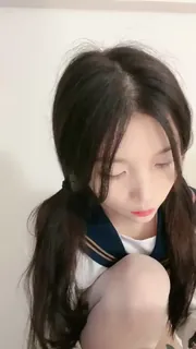 【猫咪av站】可爱00后JK妹妹 现场高清截图