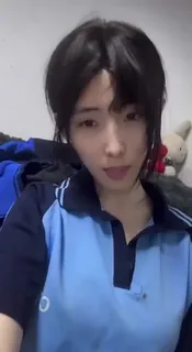 查看 校服青涩妹罐子也不放过 的详细介绍与播放