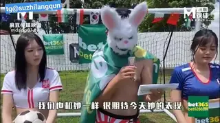 猫咪av站高分作品推荐：足球宝贝 浴室勾引乱入双飞女神 黄牌警告 指尖高潮