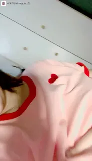 #小妲己   #猪猪小宝   童颜巨乳 ，肥鲍自慰_爱心 完整无删减版在线看