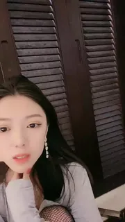 #黄播 #奶球3月 赞助群25部_好像一位韩国女明星 手机浏览器流畅观看预览