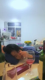 灌醉女同事后爆插 - 1080P超清画质展示图