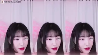 91视频官方收录：F奶大波妹浅尝下海裸舞