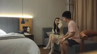 91社区热议作品：探花美女骚女。 实拍