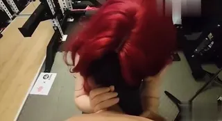 【猫咪av站】毒角健身房做愛流出。 现场高清截图