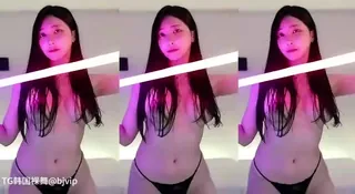 大奶漂亮小骚货直播艳舞 手机浏览器流畅观看预览