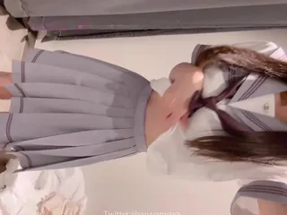 正在播放：大奶JK小骚货自慰 (猫咪av站频道)