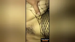 猫咪av站精选视频：骚逼穿着黑丝被操 完整版