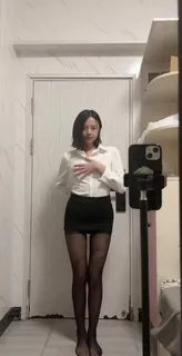 黑丝该跟制服小骚逼直播艳舞 - 实时更新的高清猫咪av站资源